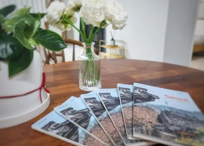 Appartement Hygge In Sinchon Seoel